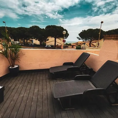 Petite Maison, Toute Equipee A 600m De La Holiday home *