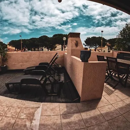 Ferienhaus Petite Maison, Toute Equipee A 600m De La