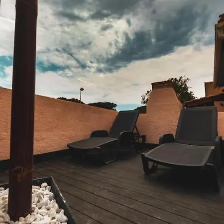 Petite Maison, Toute Equipee A 600m De La * Fleury (Aude)